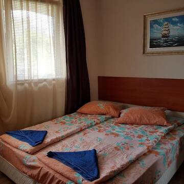 Фото номера Апартаменты с 2 спальнями Гостевой дом Guest House Markovi г. Равда 6