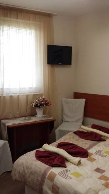 Фото номера Апартаменты с 2 спальнями Гостевой дом Guest House Markovi г. Равда 47
