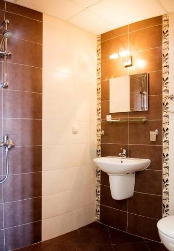 Фото Отель Ivatea Family Hotel г. Равда 5