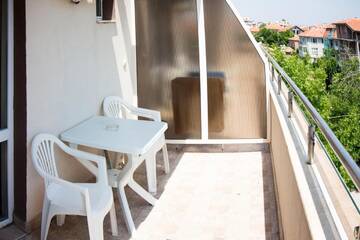 Фото Отель Ivatea Family Hotel г. Равда 2