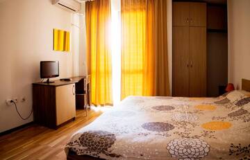 Фото Отель Ivatea Family Hotel г. Равда 3
