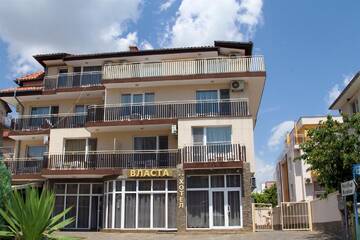 Фотографии Отель Vlasta Family Hotel г. Равда (Болгария) №2 Фото Отель Vlasta Family Hotel г. Равда 2