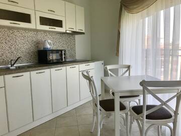 Фото номера Апартаменты с 1 спальней и балконом с видом на море Апарт-отели Villa Livia - Guest Apartments г. Равда 17