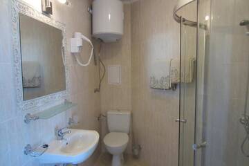 Фото номера Апартаменты с 1 спальней и балконом Апарт-отели Villa Livia - Guest Apartments г. Равда 7