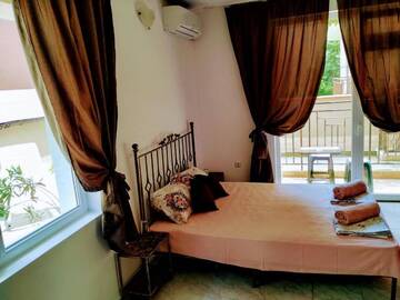 Фото номера Двухместный номер с 1 кроватью и террасой Гостевой дом Dracena Guesthouse г. Равда 6