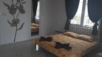 Фото номера Двухместный номер с 1 кроватью и террасой Гостевой дом Dracena Guesthouse г. Равда 2