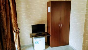 Фото номера Трехместный номер с террасой Гостевой дом Dracena Guesthouse г. Равда 2