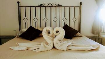Фото номера Трехместный номер с террасой Гостевой дом Dracena Guesthouse г. Равда 5