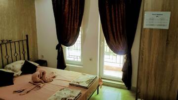 Фото номера Трехместный номер с террасой Гостевой дом Dracena Guesthouse г. Равда 6