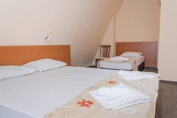 Фото номера Семейный номер-студио Отель Hotel Eva г. Равда 7