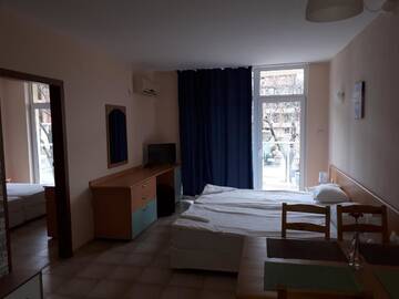 Фото номера Апартаменты с 2 спальнями Апарт-отели Apart Hotel Ravda г. Равда 6