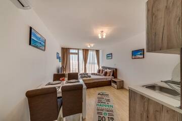 Фото номера Номер-студио с балконом и видом на море Апарт-отели Apartcomplex Golden Bay г. Равда 7