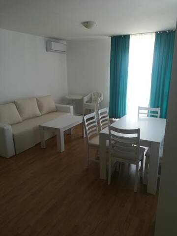 Фото номера Апартаменты с видом на море Апарт-отели Apartment Rutland г. Равда 8
