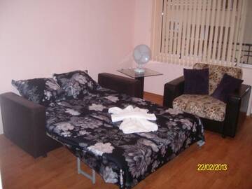 Фото номера Номер-студио с балконом Гостевой дом NELLY Guest House г. Равда 3