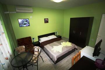 Фото номера Двухместный номер с 1 кроватью Гостевой дом Zoya Guest House г. Равда 9